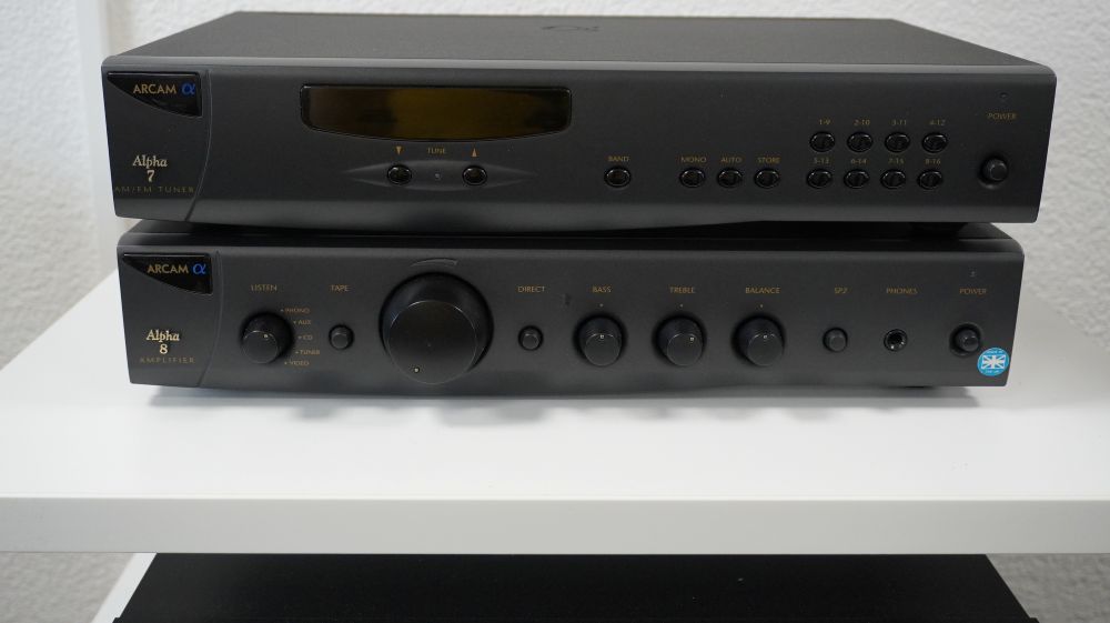 Arcam Alpha 8 Vollverstärker mit Tuner Alpha 7 – Bild 3