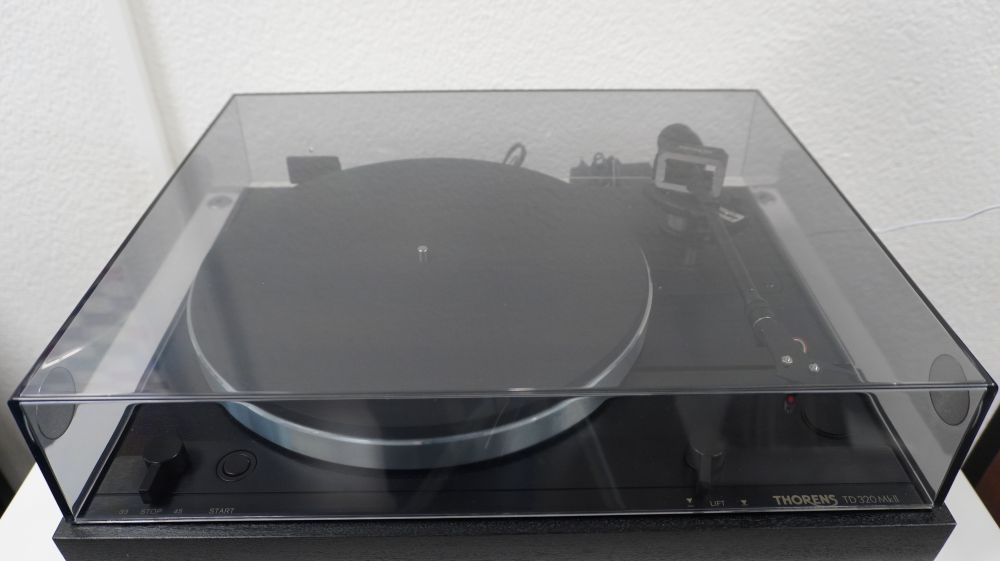 Thorens TD 320 MK II Plattenspieler – Bild 4
