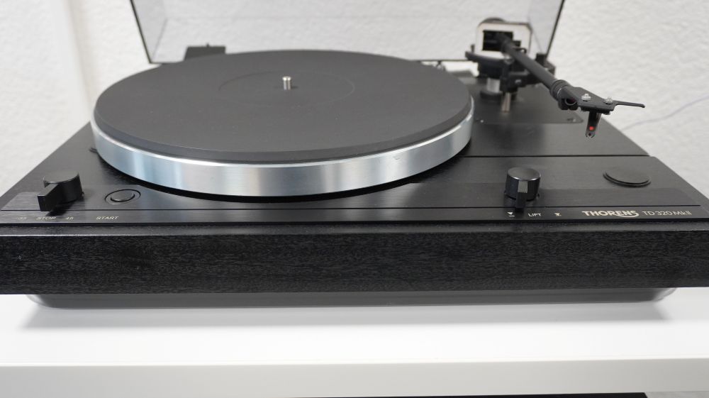 Thorens TD 320 MK II Plattenspieler – Bild 5